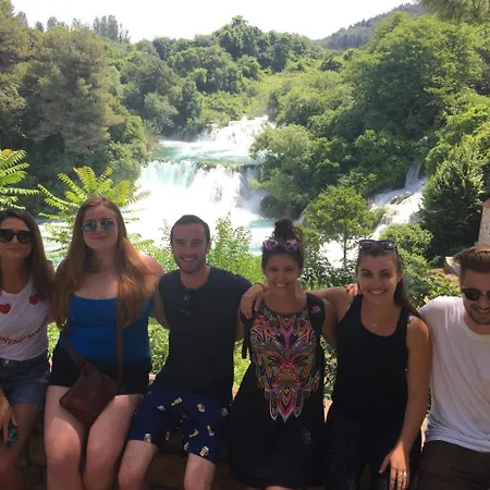 Backpackers Fairytale Split